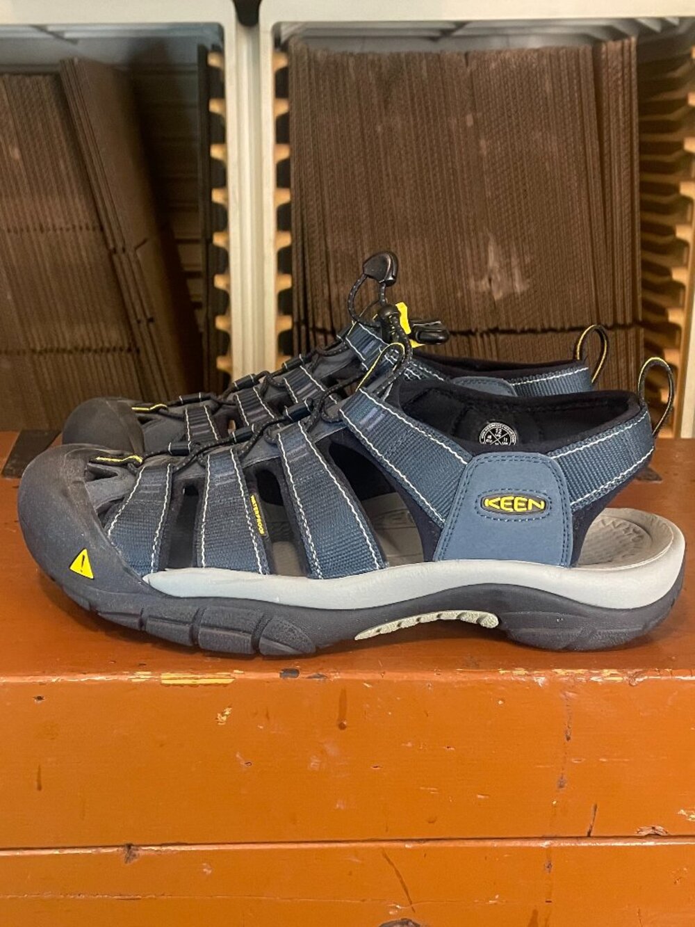 KEEN Men’s Size 12 Navy Blue Newport H2 Waterproof Sandals Water Shoes - Picture 2 of 8